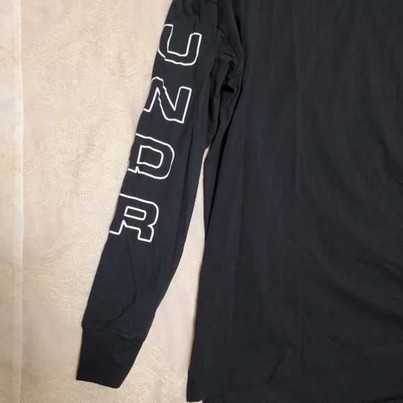 UA Men's Loose Fitted UA Arm Sleeve Tee - Picture 2 of 7